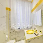 Spanish Steps Versace Style With Jacuzzi Apartman *