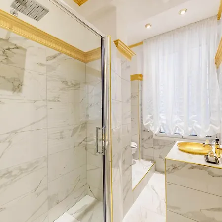 Apartmán Spanish Steps Versace Style With Jacuzzi *