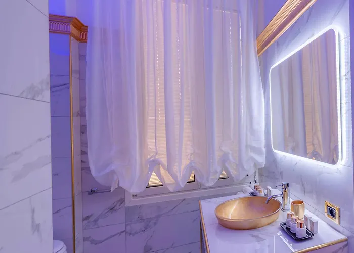 Spanish Steps Versace Style With Jacuzzi * 로마