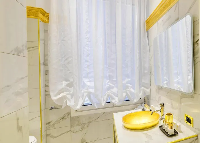 Spanish Steps Versace Style With Jacuzzi Appartamento *
