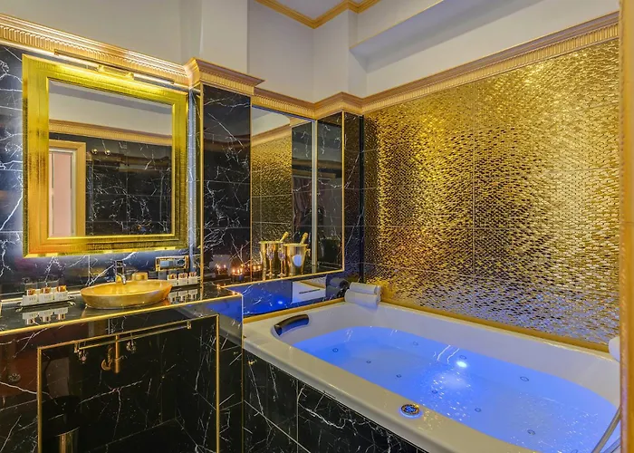 Spanish Steps Versace Style With Jacuzzi Appartamento *