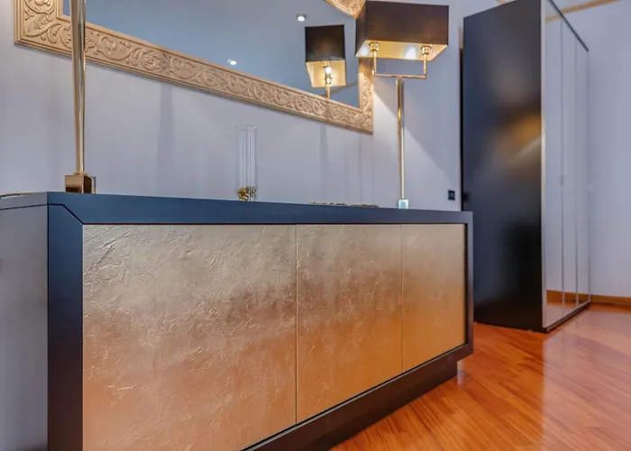 Spanish Steps Versace Style With Jacuzzi Apartamento *